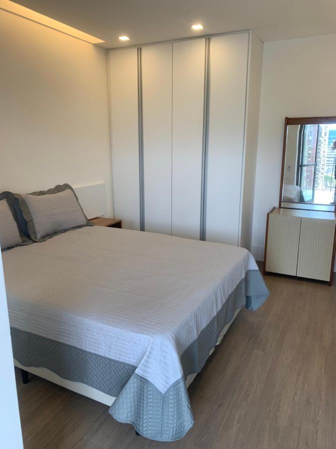 Flat Com 65 Metros; Sala; Duas Suites; Cozinha Recem-Reformado Rio de Janeiro Exterior foto