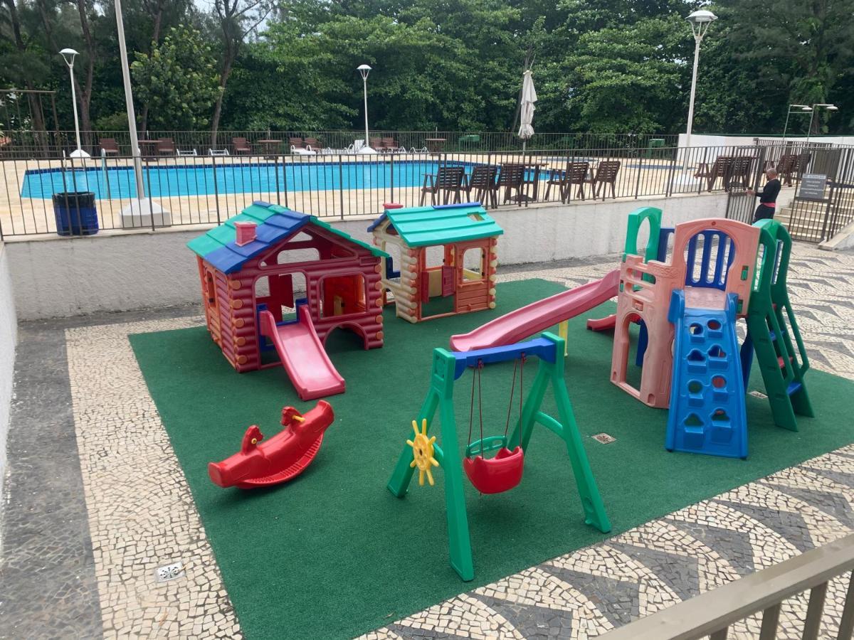 Flat Com 65 Metros; Sala; Duas Suites; Cozinha Recem-Reformado Rio de Janeiro Exterior foto