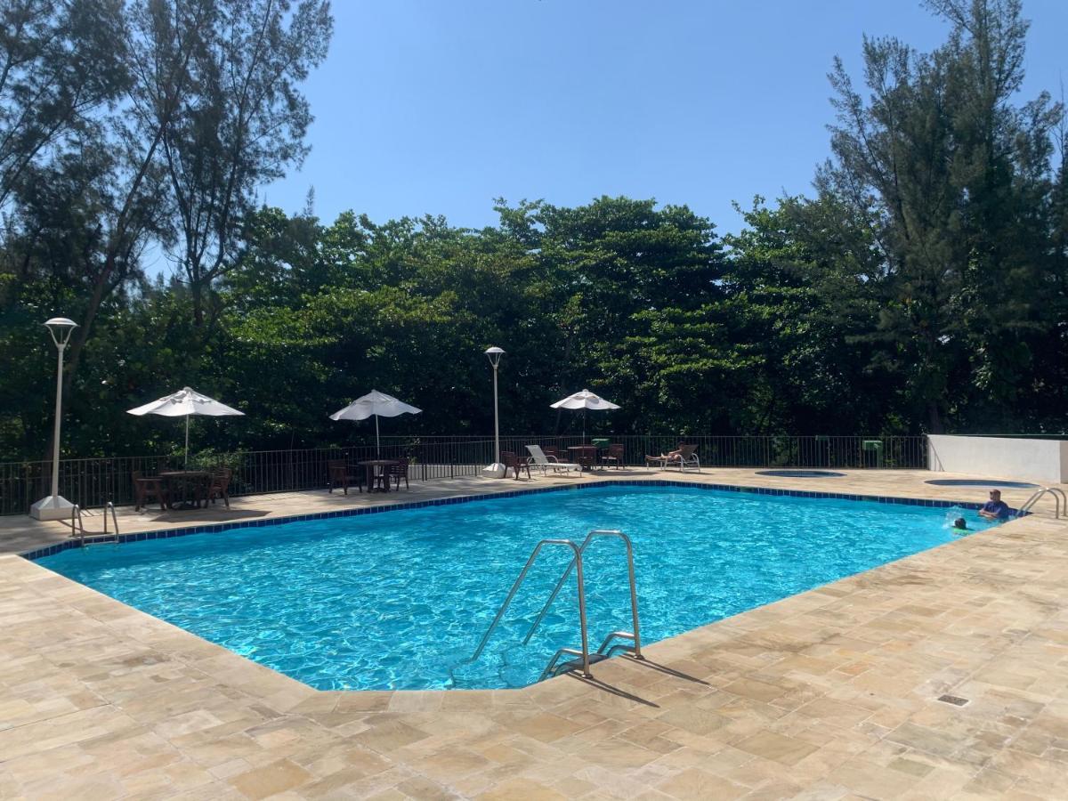 Flat Com 65 Metros; Sala; Duas Suites; Cozinha Recem-Reformado Rio de Janeiro Exterior foto