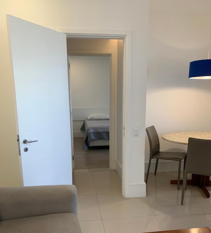 Flat Com 65 Metros; Sala; Duas Suites; Cozinha Recem-Reformado Rio de Janeiro Exterior foto